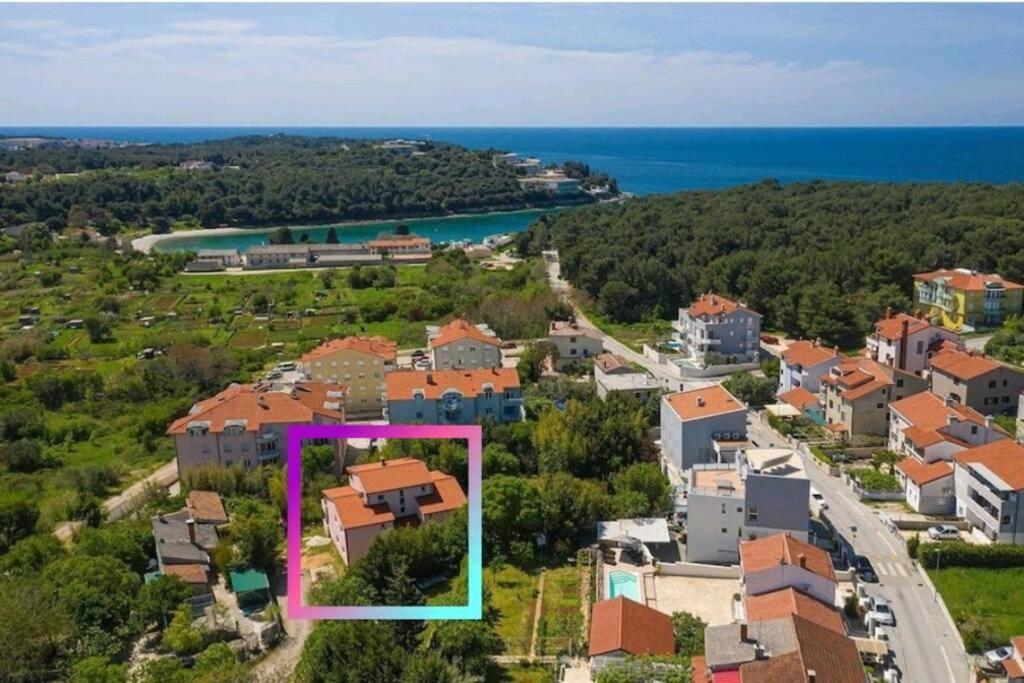 Apartment Zorika Near The Beach Pula Exteriör bild